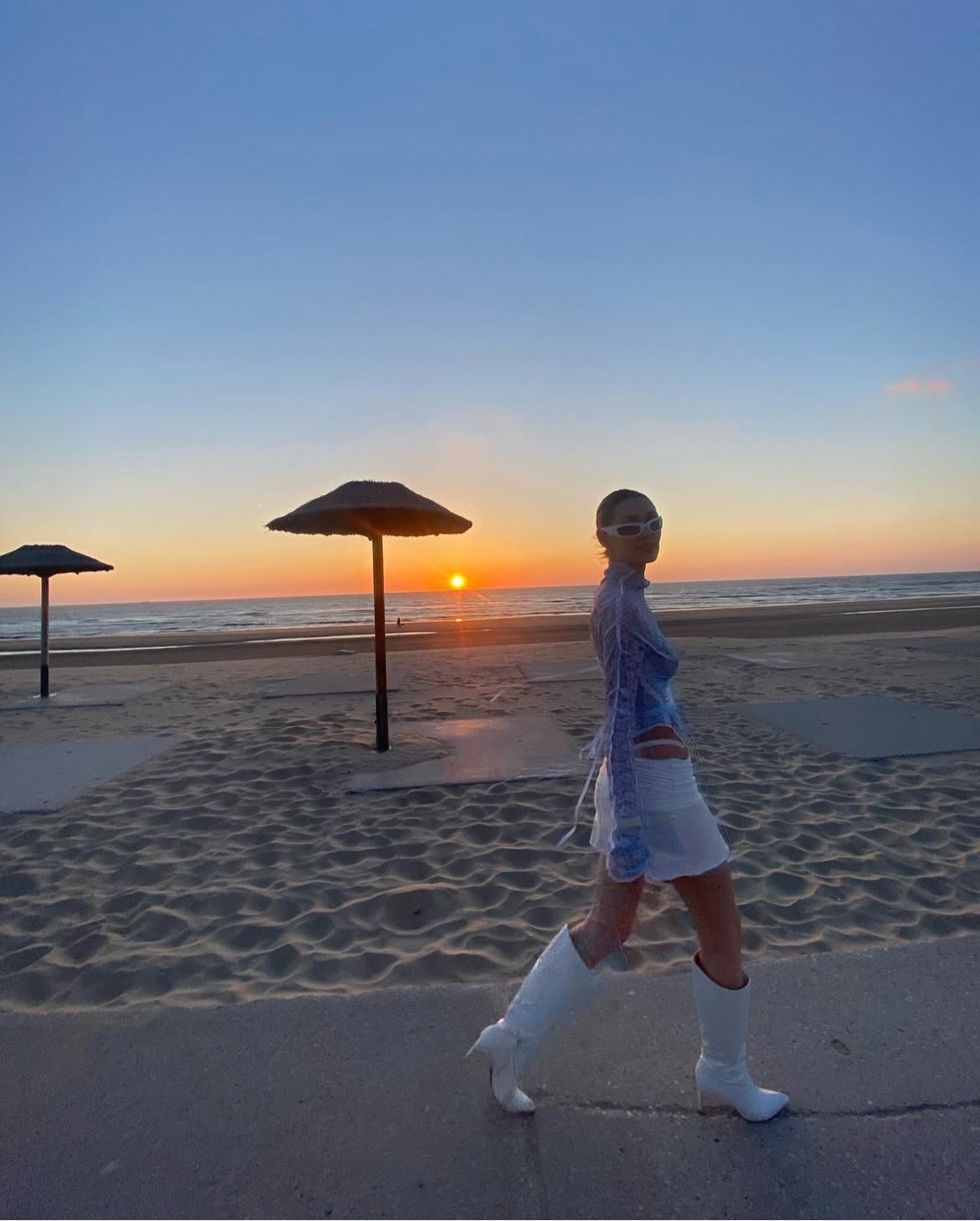 LACED TURTLENECK made-to-order