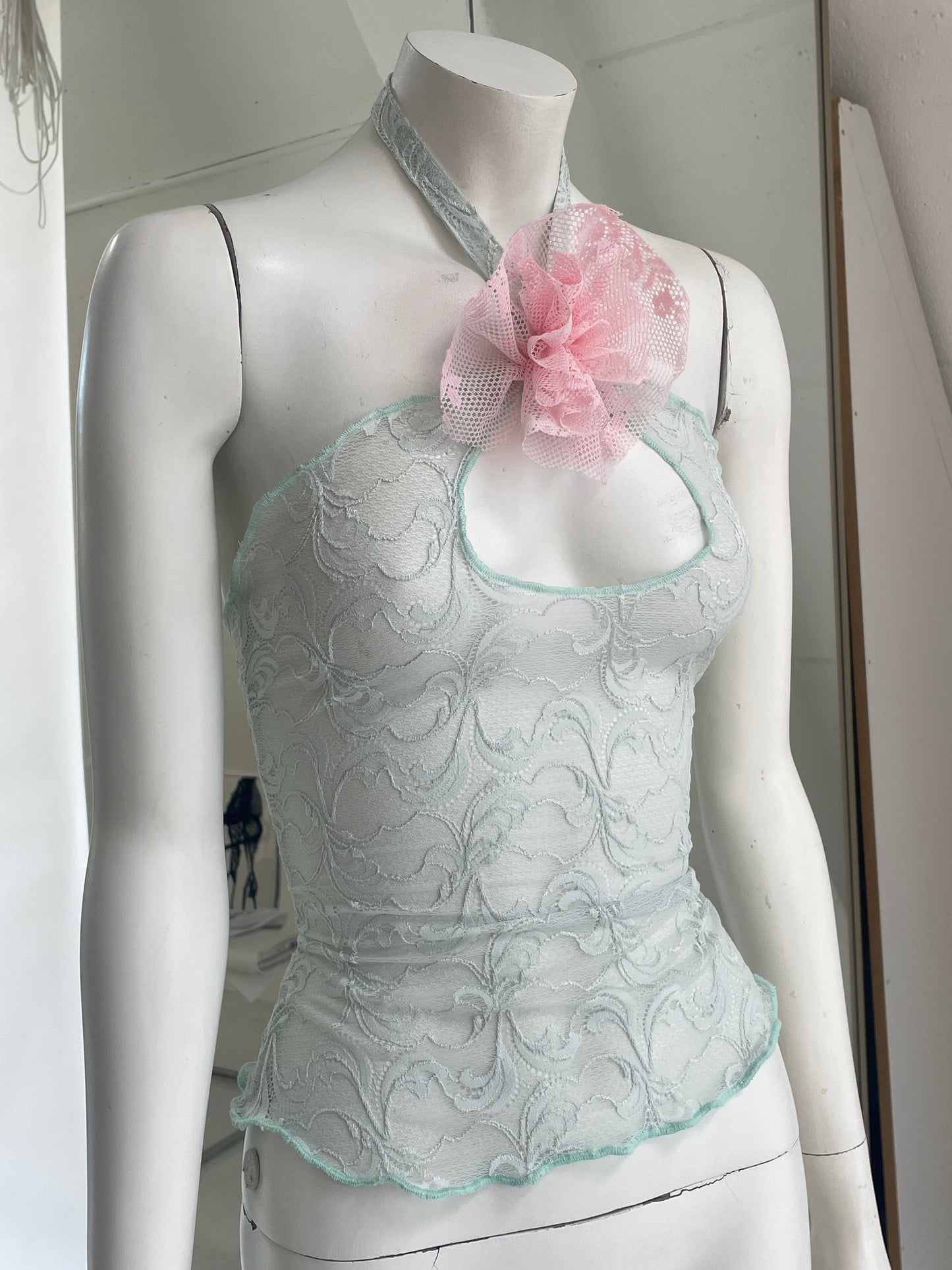 ROSE HALTER