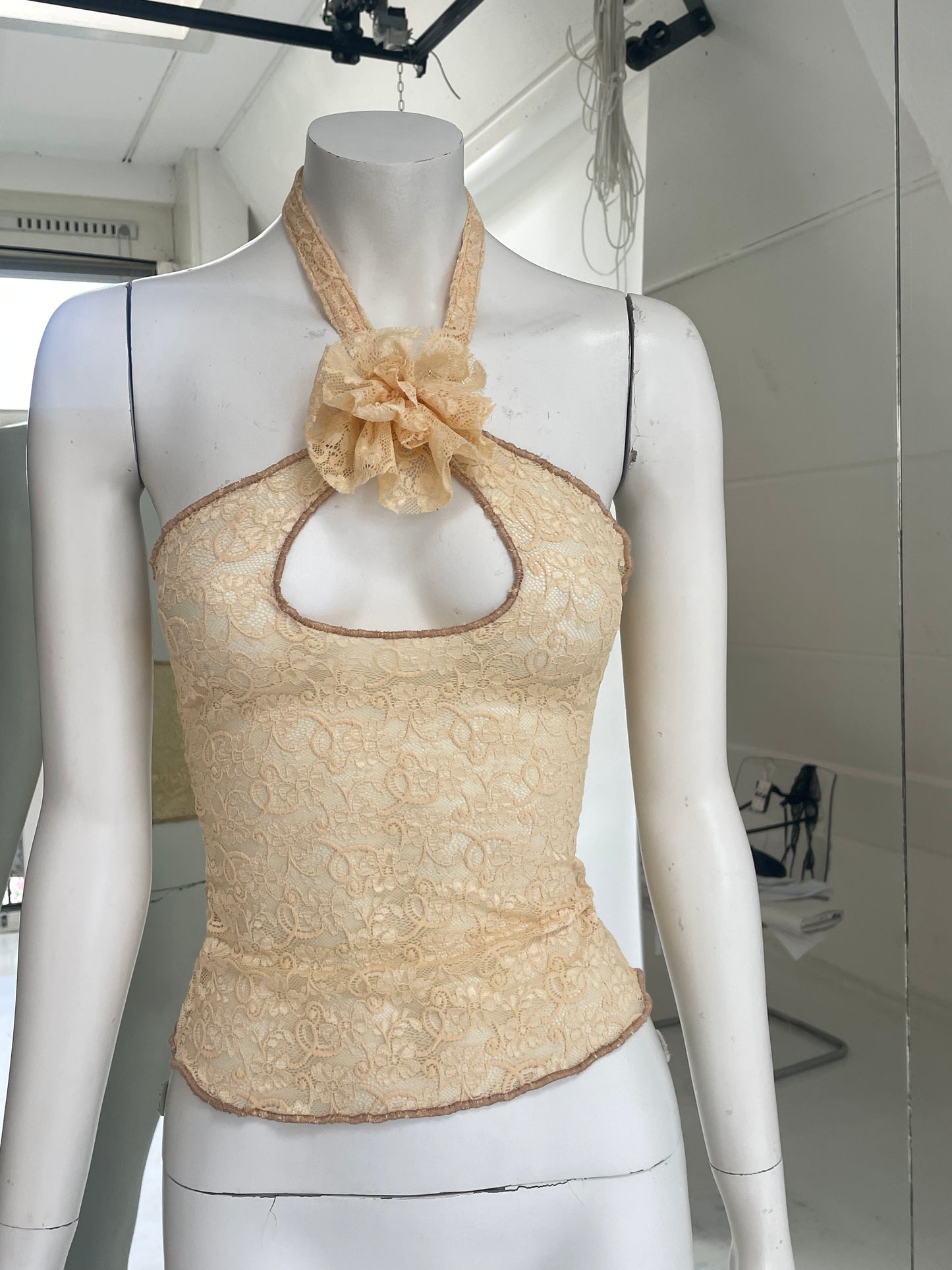 ROSE HALTER