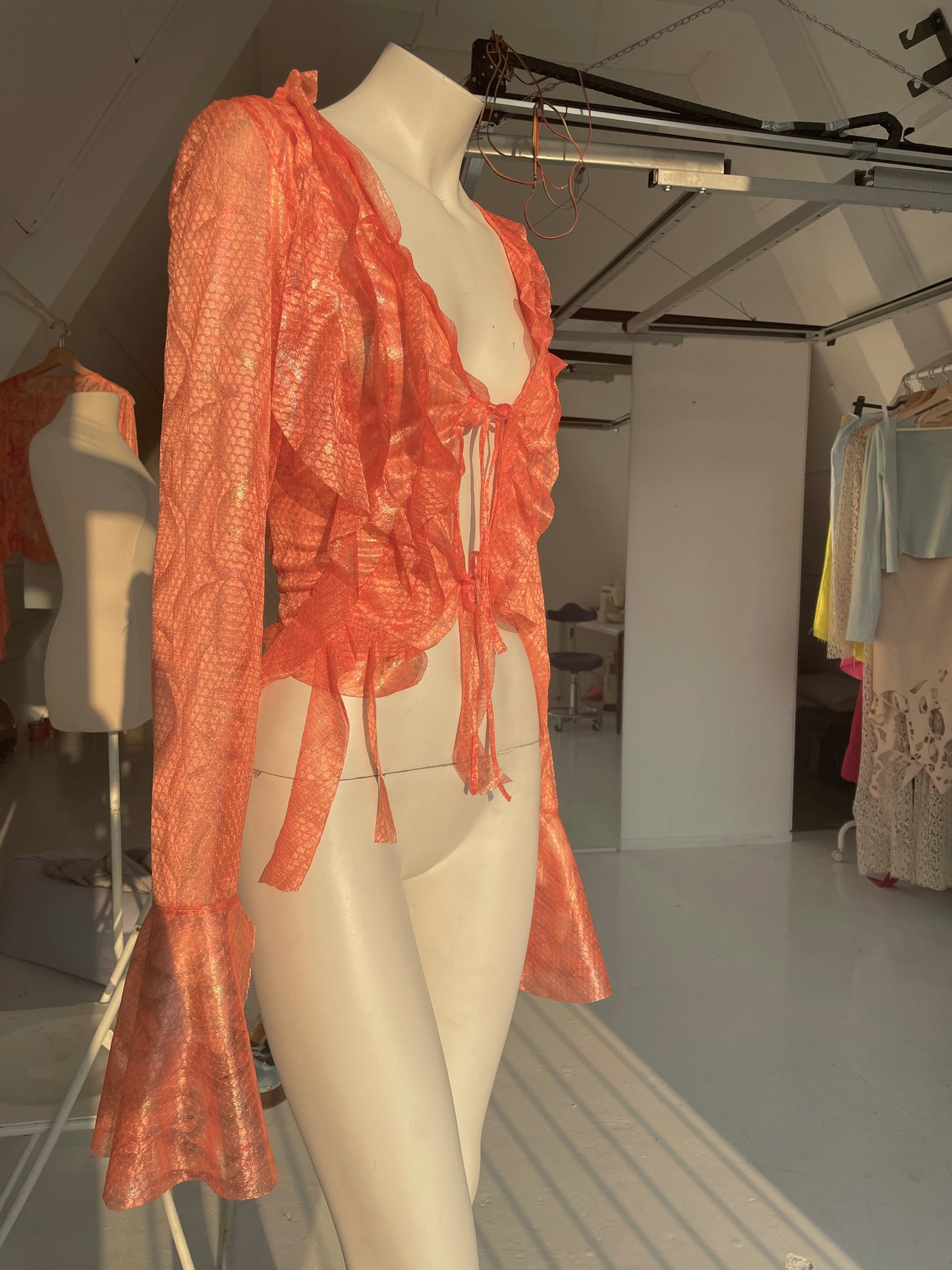 RUFFLE BLOUSE