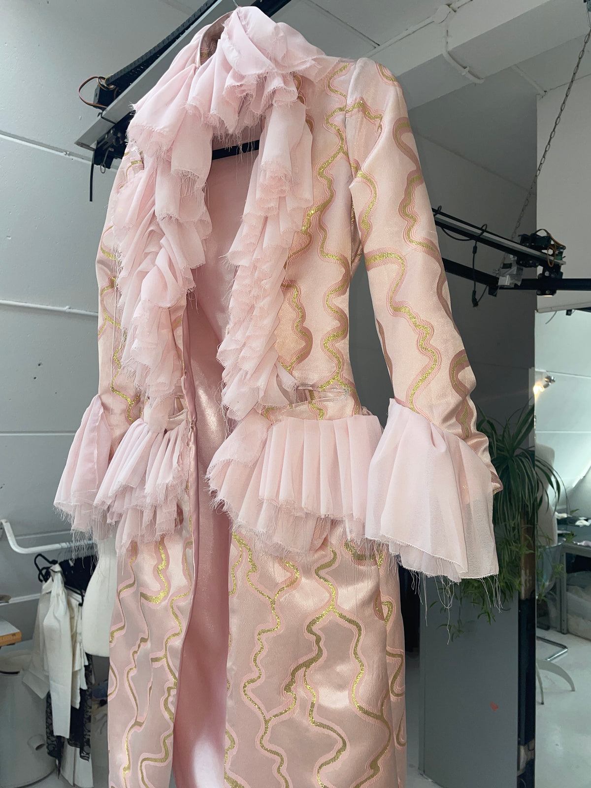 RUFFLE COAT