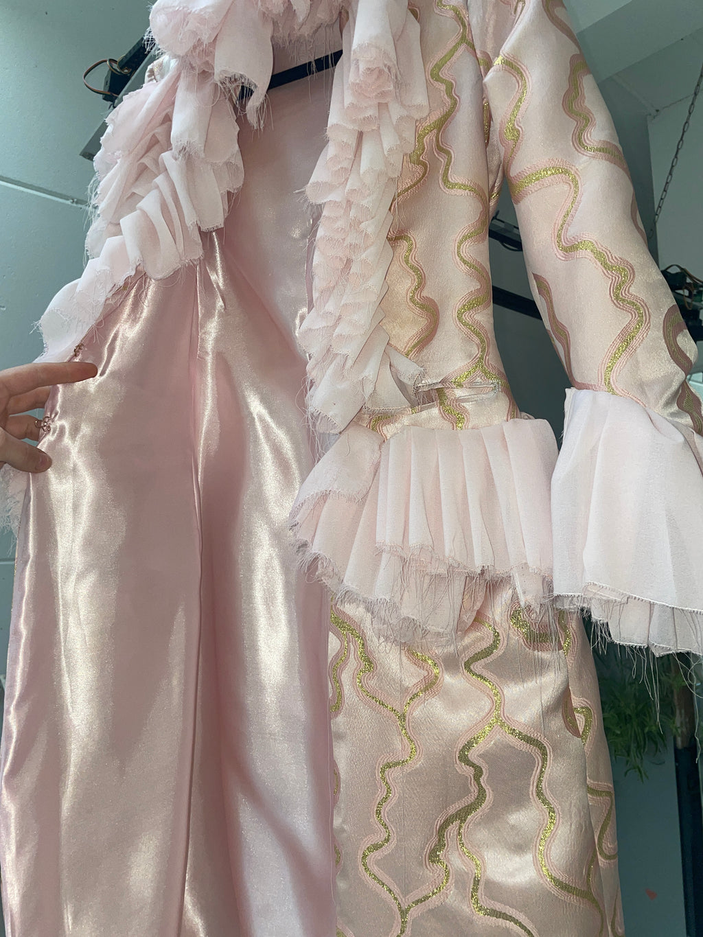 RUFFLE COAT