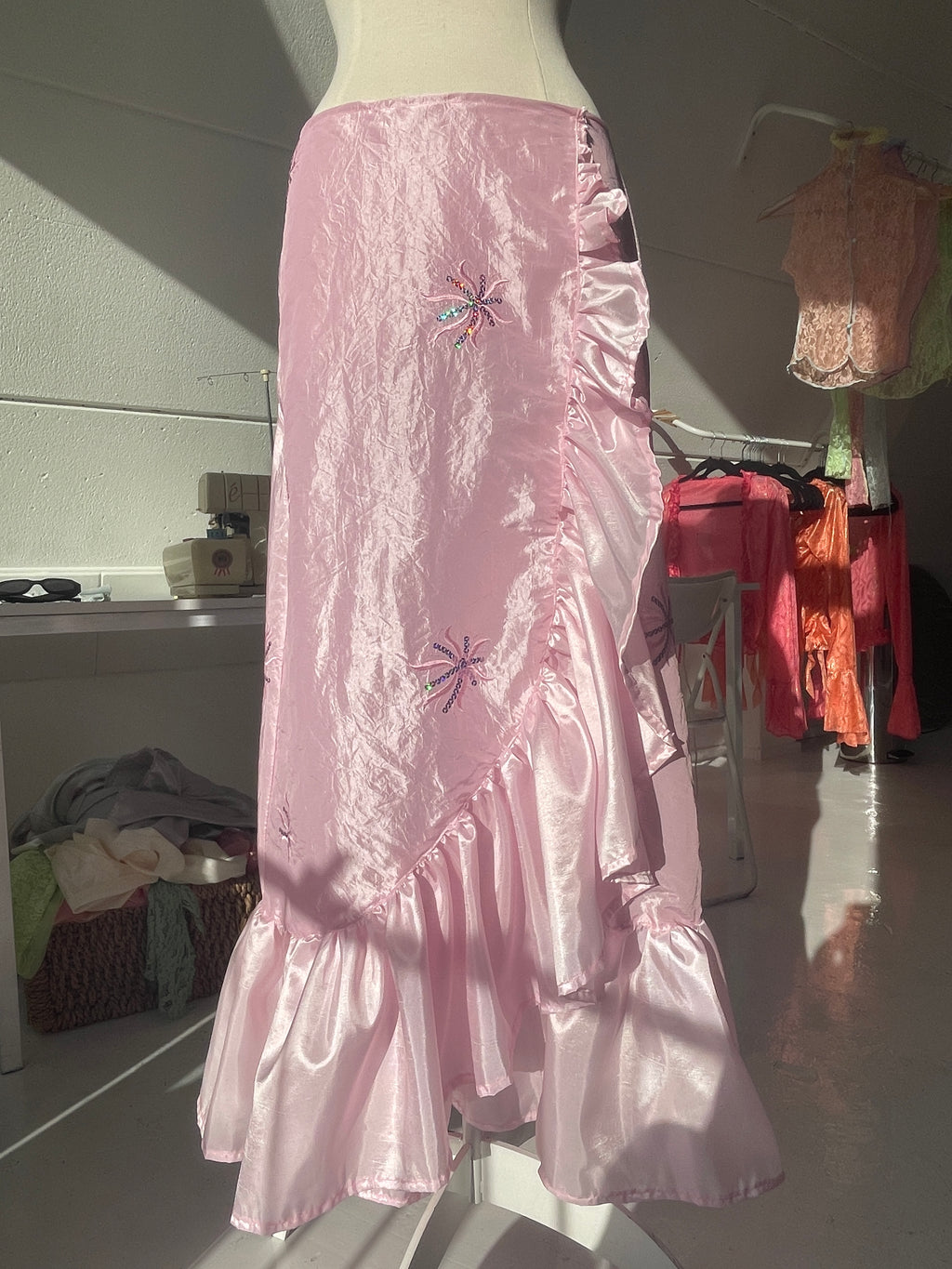 RUFFLE SKIRT