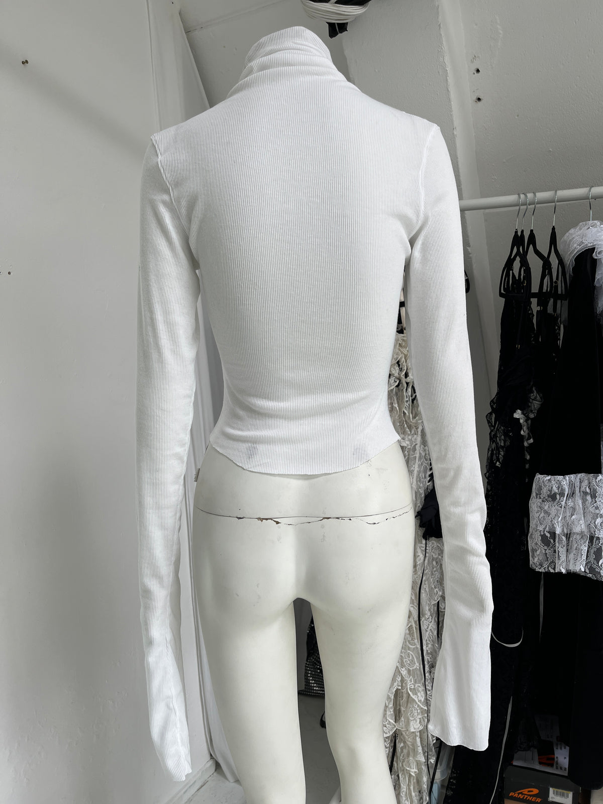 RIB TURTLENECK