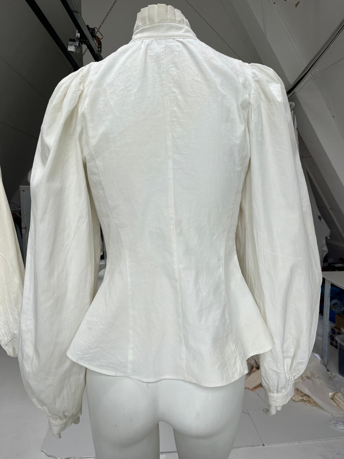 PIRATE CHEMISE